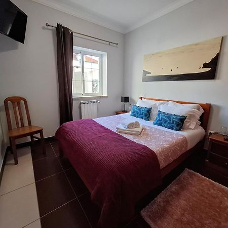 Guesthouse Verissimo Nazare Ngoại thất bức ảnh